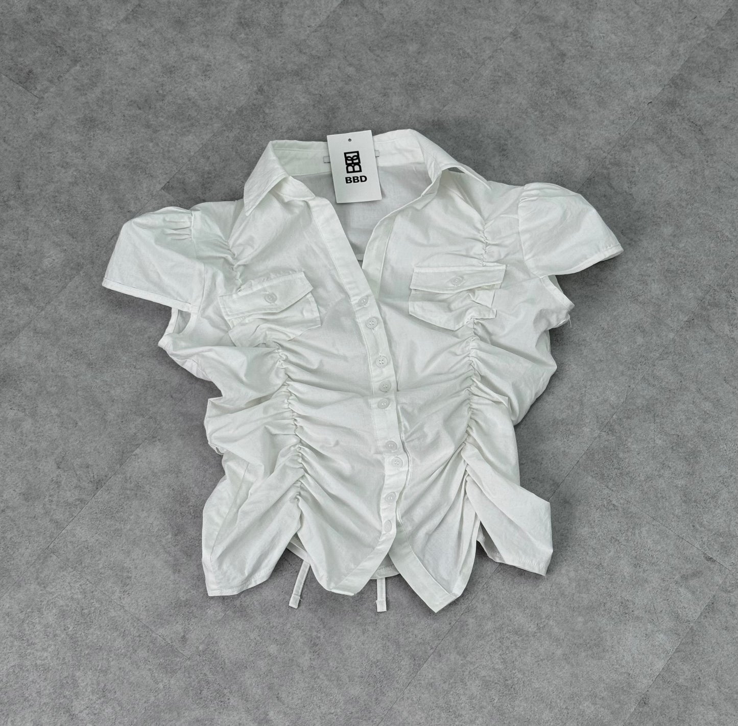 皺褶束腰短版恤衫