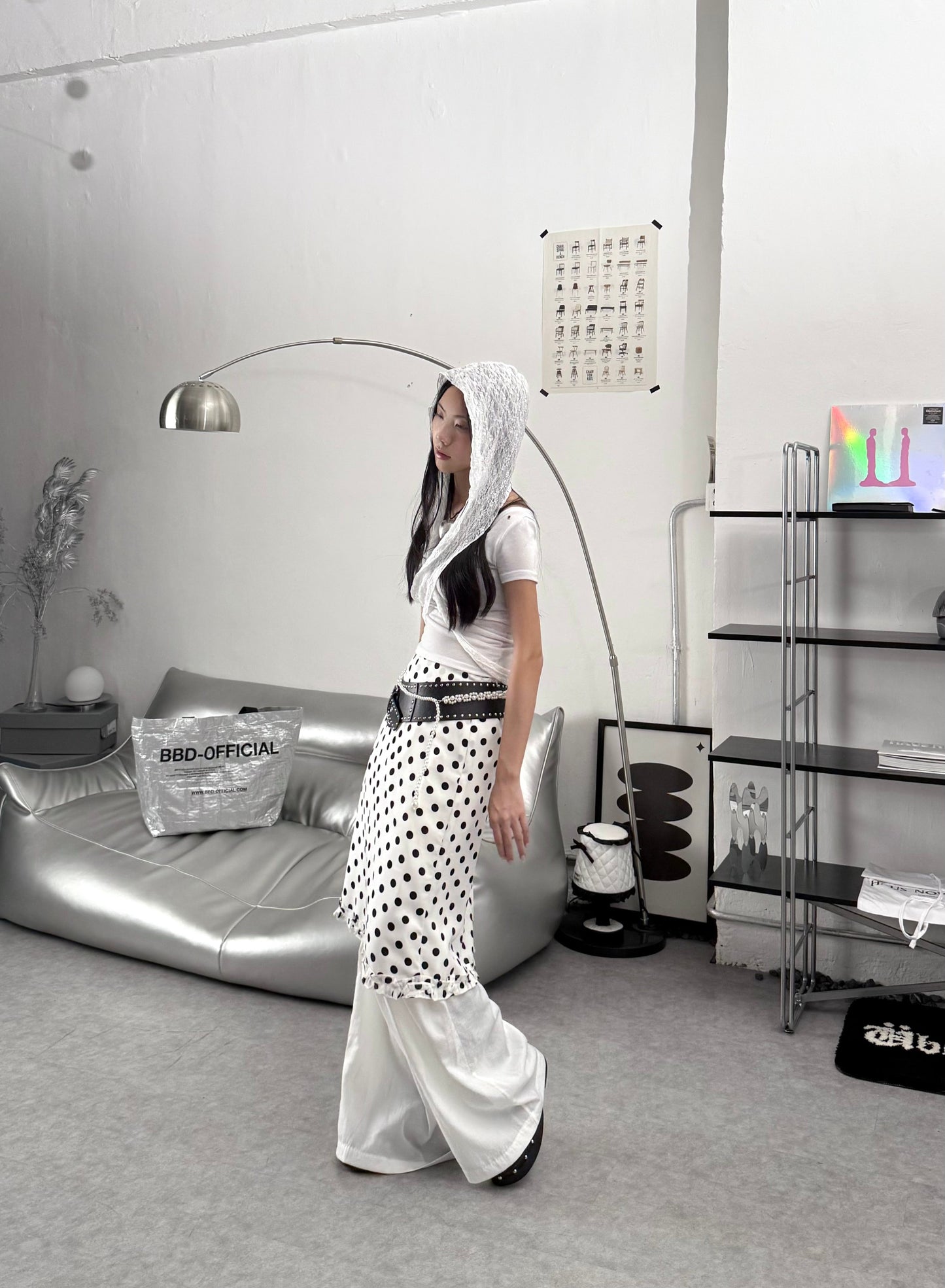 鏤空窩釘跌膊短袖T恤 [2 COLOURS]