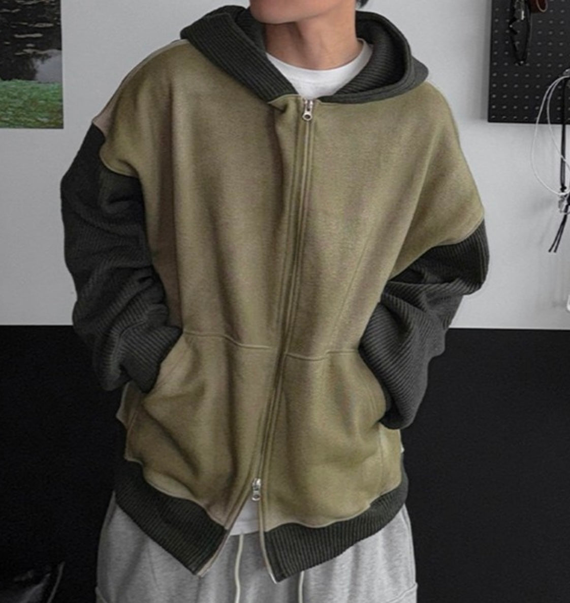造舊洗水拼接羅紋針織袖雙拉鏈連帽外套［ 2 COLOURS ］