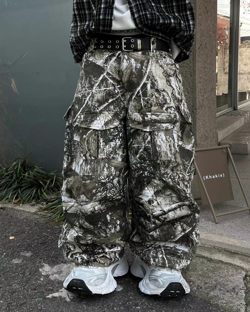 半橡膠腰楓葉六袋闊直腳工裝褲